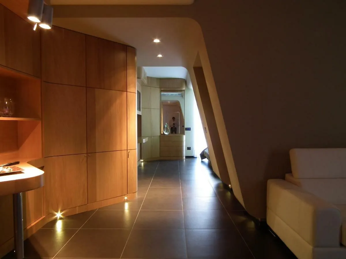 ** Aparthotel Suite Tower Palermo Italy