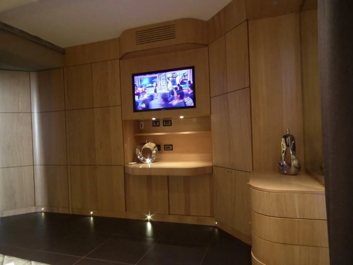 Suite Tower Palermo 2*,  Italy